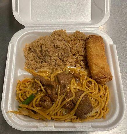 L21. Beef Lo Mein