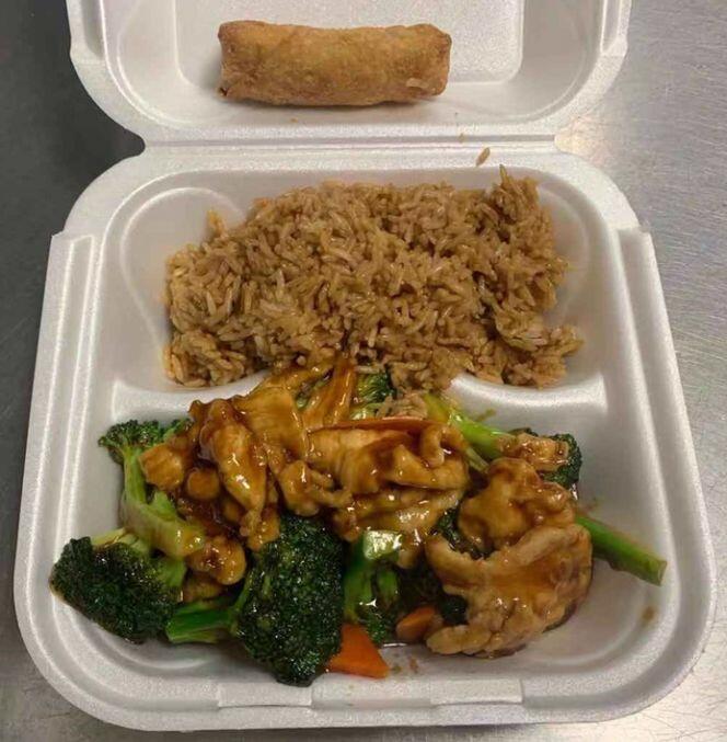 L2. Chicken W. Broccoli