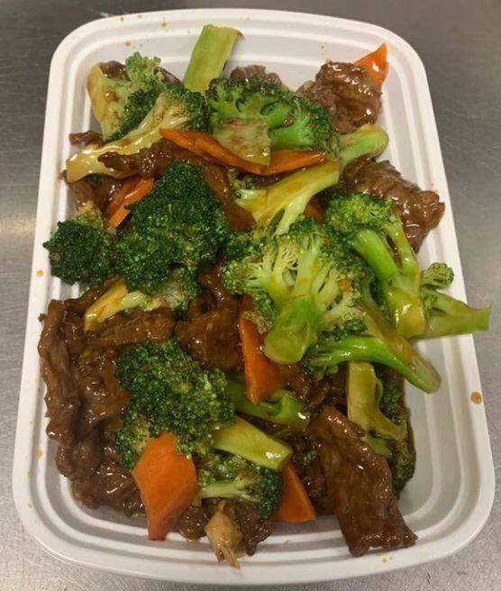 B3. Beef W. Broccoli