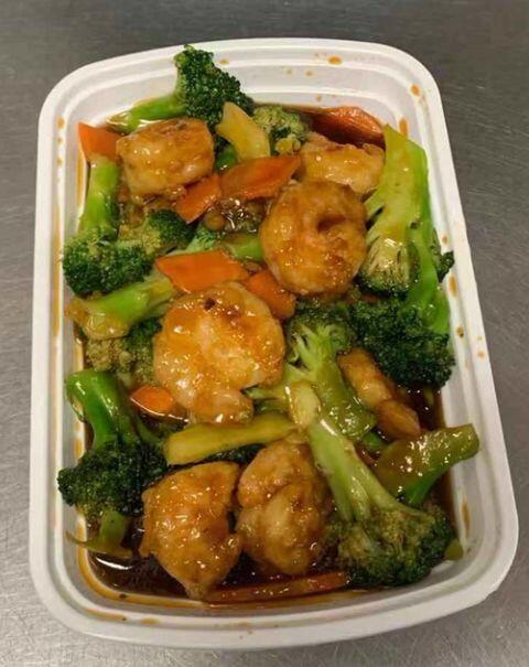 S7. Shrimp W. Broccoli