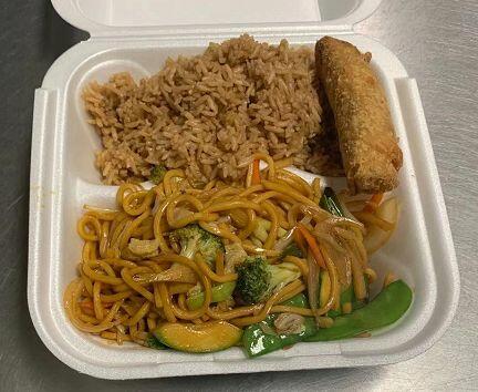 L21. Vegetable Lo Mein